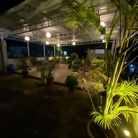 La Paradise Residency Puducherry Exterior foto